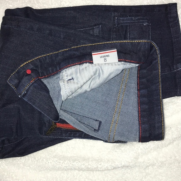 Tommy Hilfiger Jeans - Picture 4 of 5